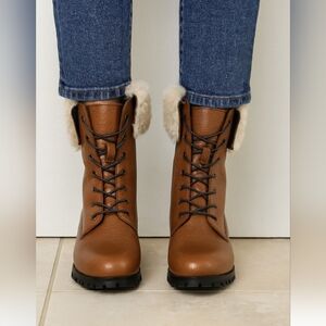 NWOB Grigiarancio Women’s 10.5 Leather Combat Style Boots Outdoor Winter Warm